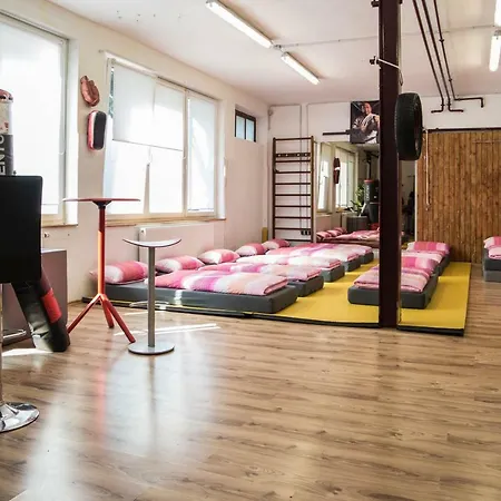 בית נופש Carli's Base Camp פרידריכסהאפן