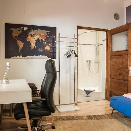 Carli's Base Camp * Friedrichshafen