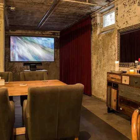 Prázdninový dům Carli's Base Camp