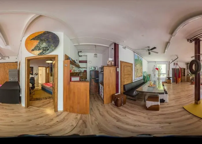 Carli's Base Camp Casa de Férias Friedrichshafen